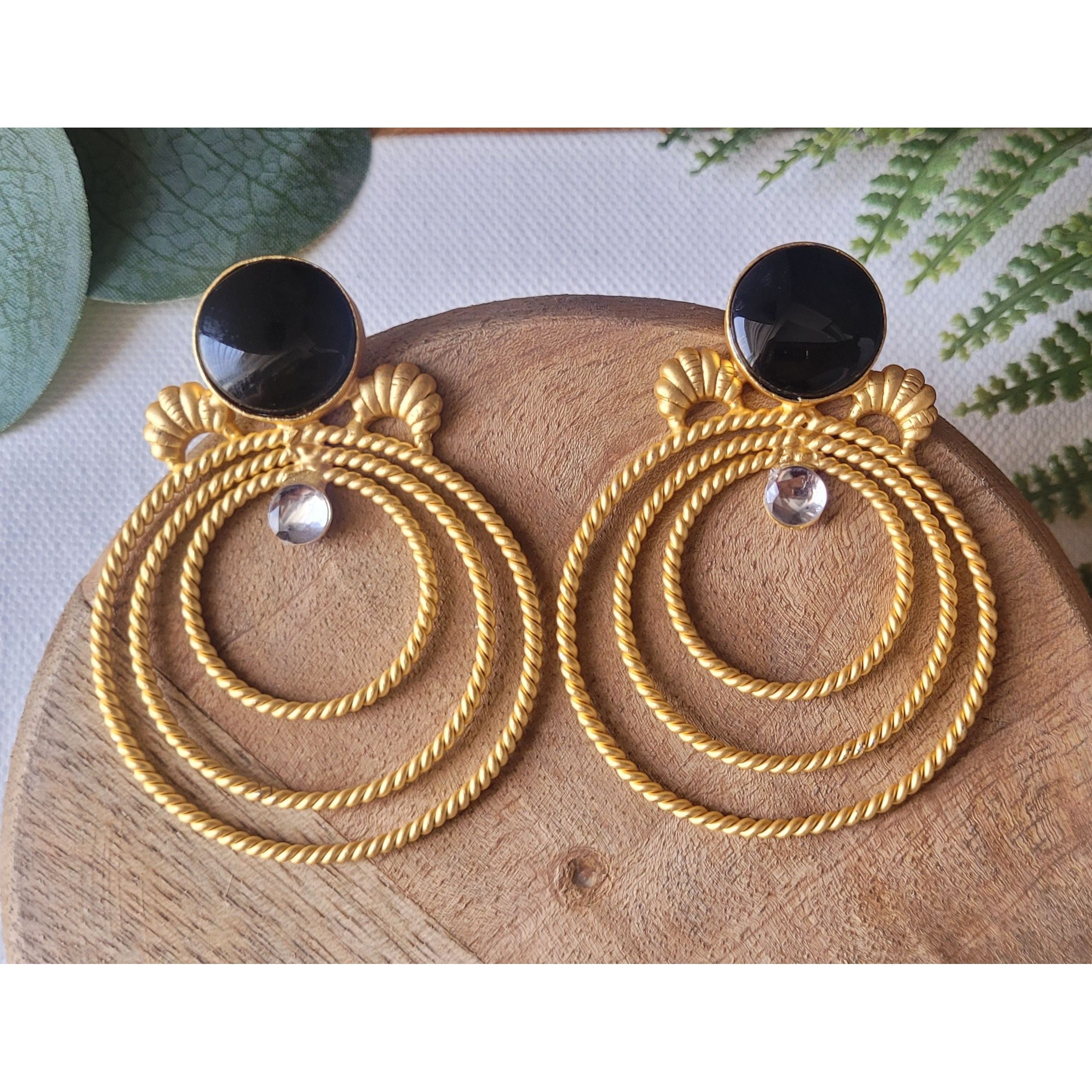 Premium Photo | Real 9.25 silver earrings bali hoop black oxidized